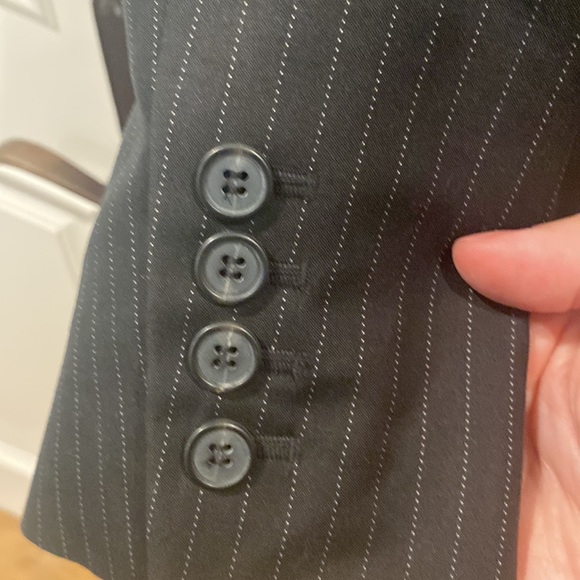 FULL SUIT-Ann Taylor Loft women’s pinstriped black pants suit size 16 - Picture 4 of 8